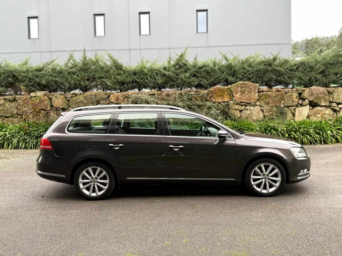 volkswagen-passat-variant-2011-diesel-1598cc