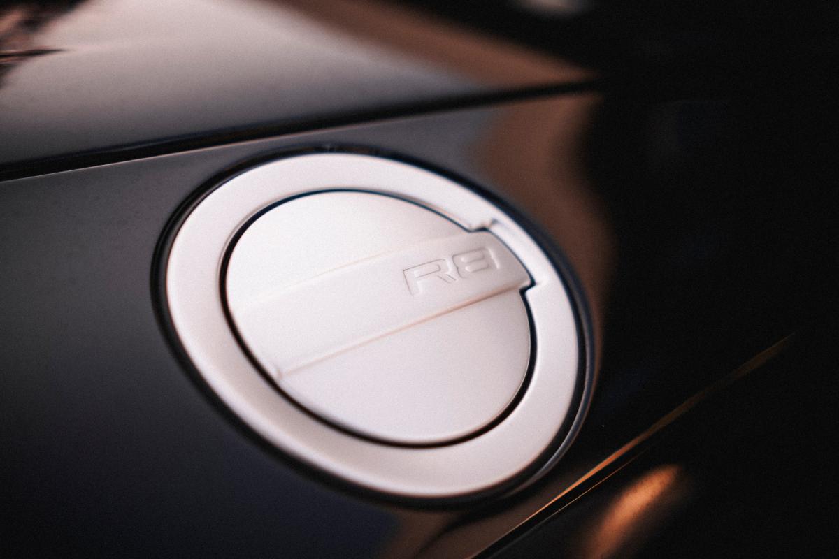 audi-r8-2010-gasolina-5204cc