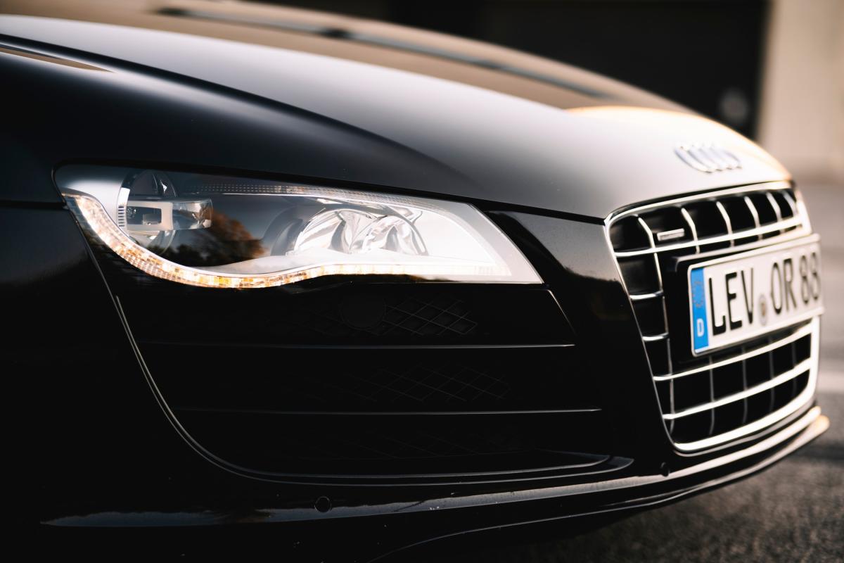 audi-r8-2010-gasolina-5204cc