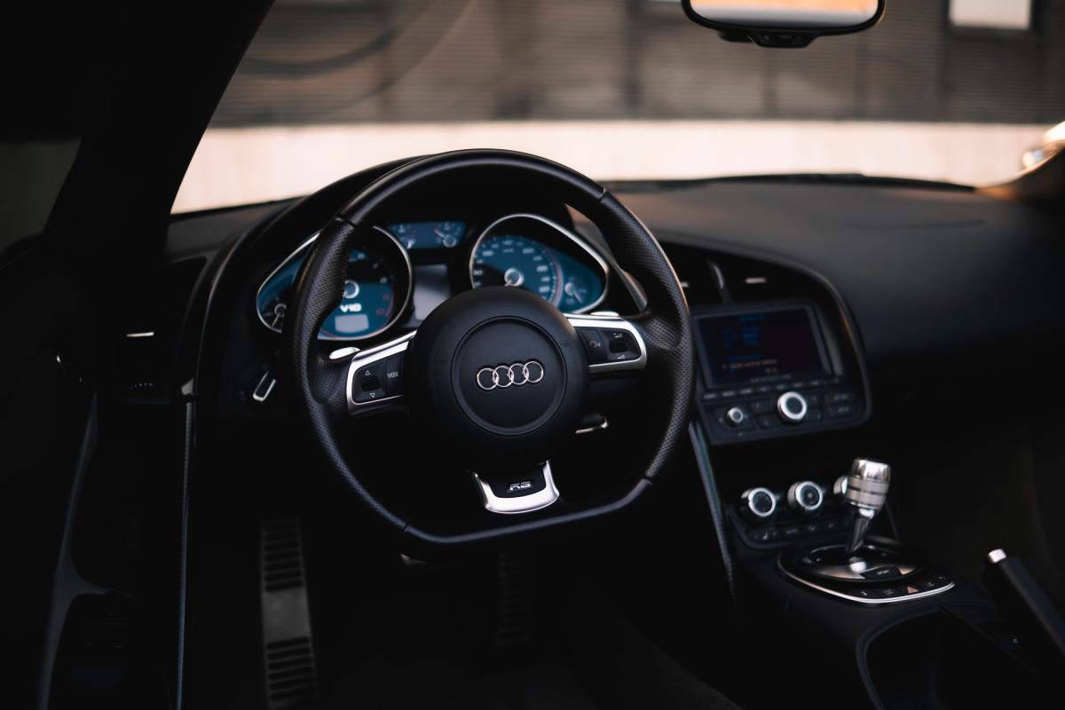 audi-r8-2010-gasolina-5204cc
