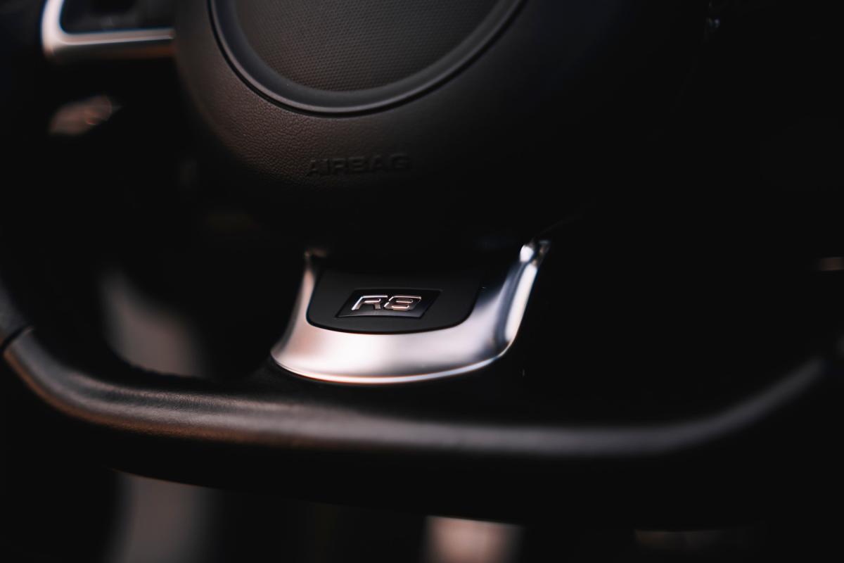 audi-r8-2010-gasolina-5204cc