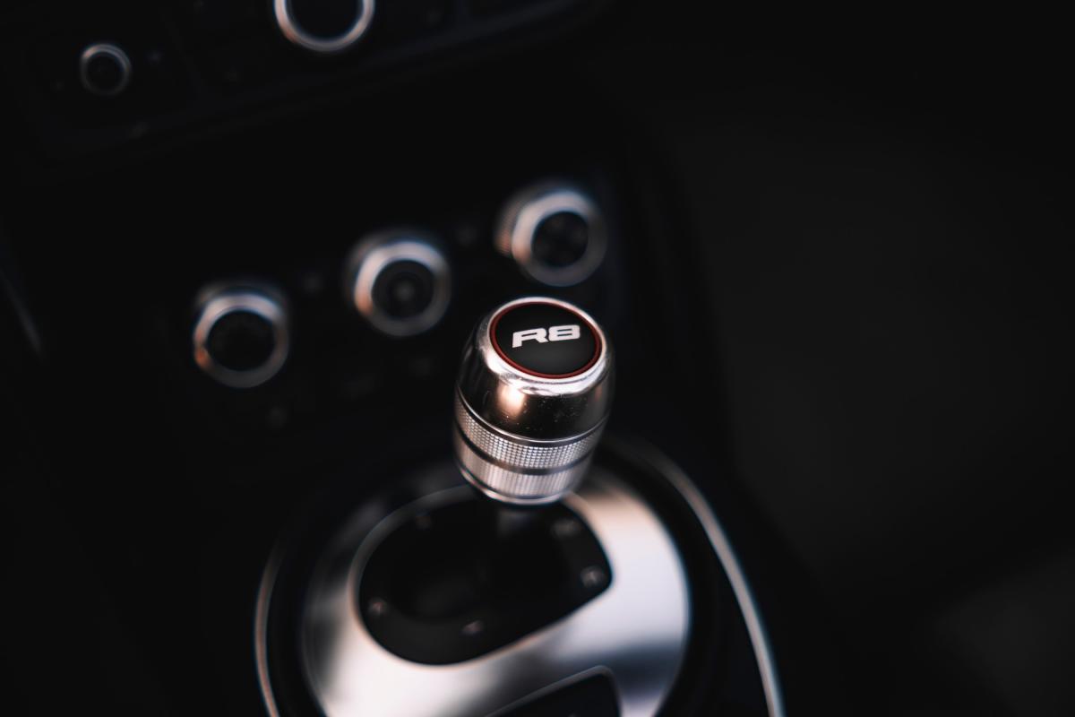 audi-r8-2010-gasolina-5204cc