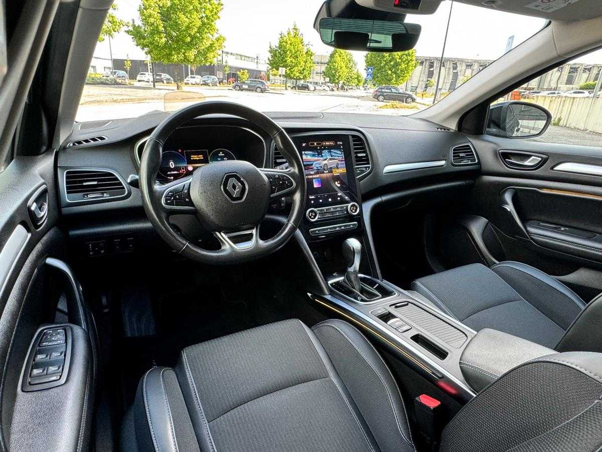 renault-megane-sport-tourer-2021-hibrido-a-gasolina-1598cc