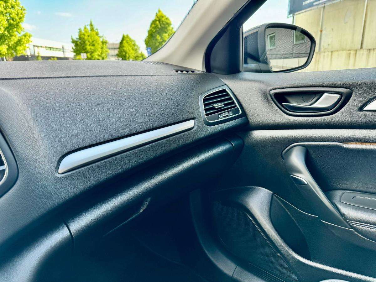 renault-megane-sport-tourer-2021-hibrido-a-gasolina-1598cc