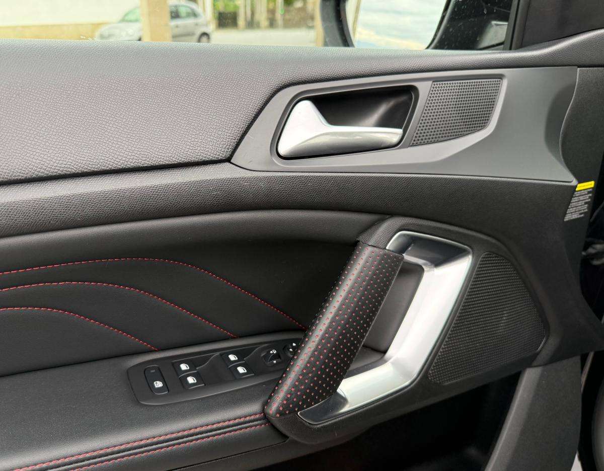 peugeot-308-2019-gasolina-1199cc