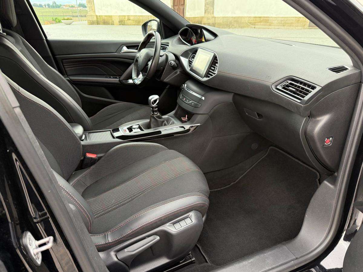 peugeot-308-2019-gasolina-1199cc