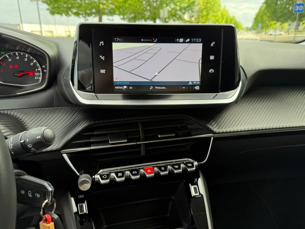 peugeot-208-2023-gasolina-1199cc