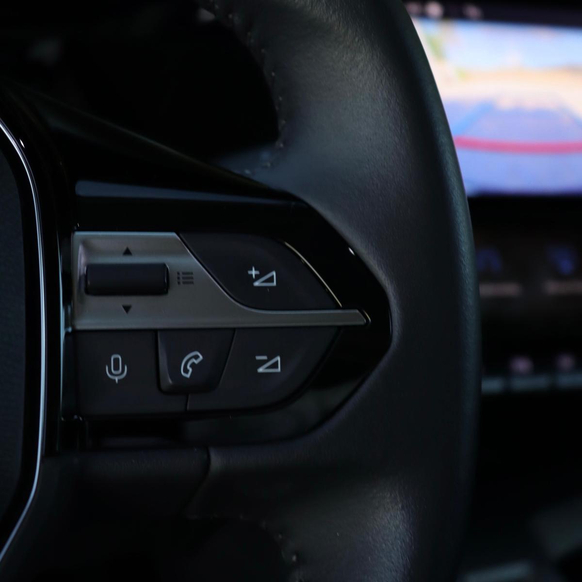peugeot-308-2023-gasolina-1199cc