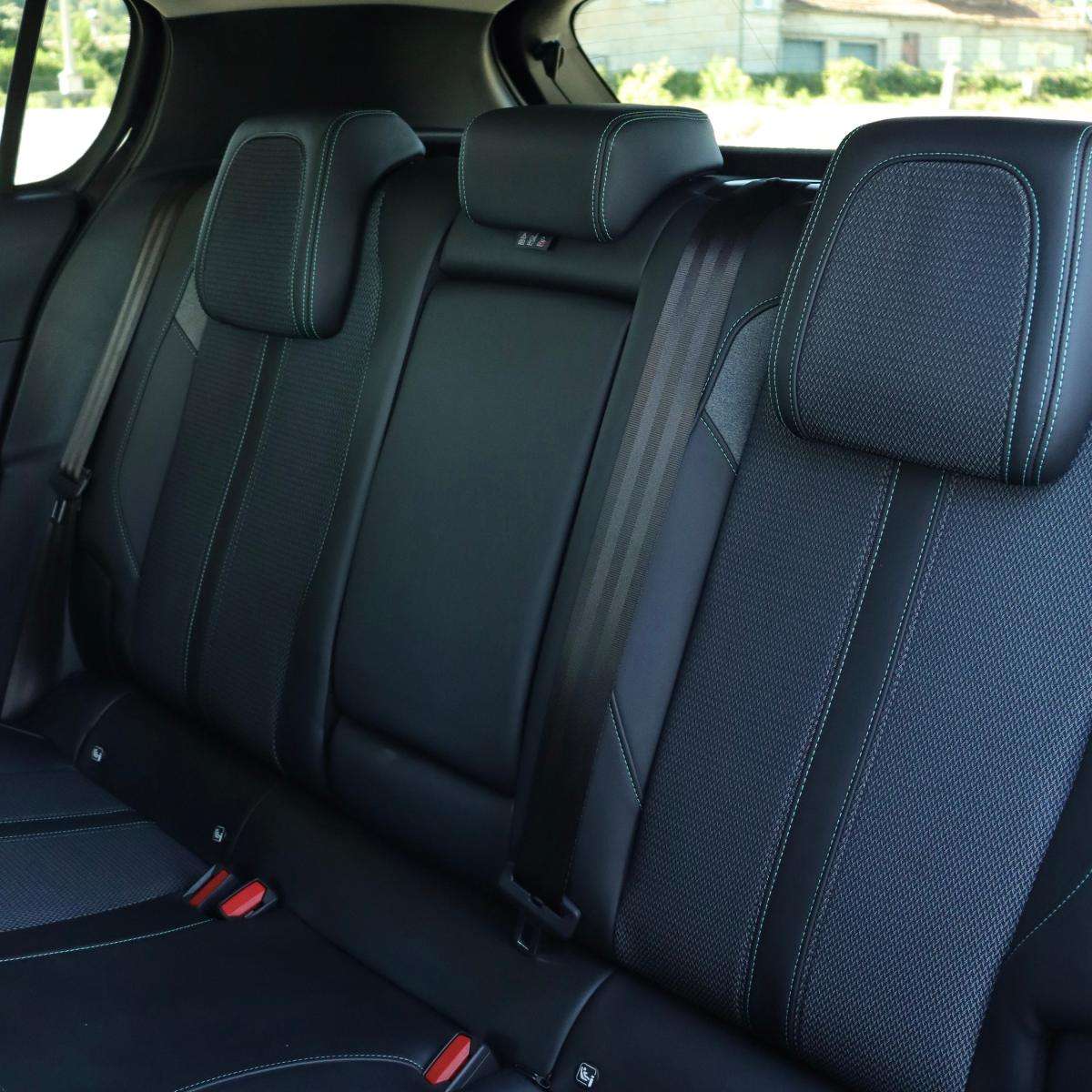 peugeot-308-2023-gasolina-1199cc