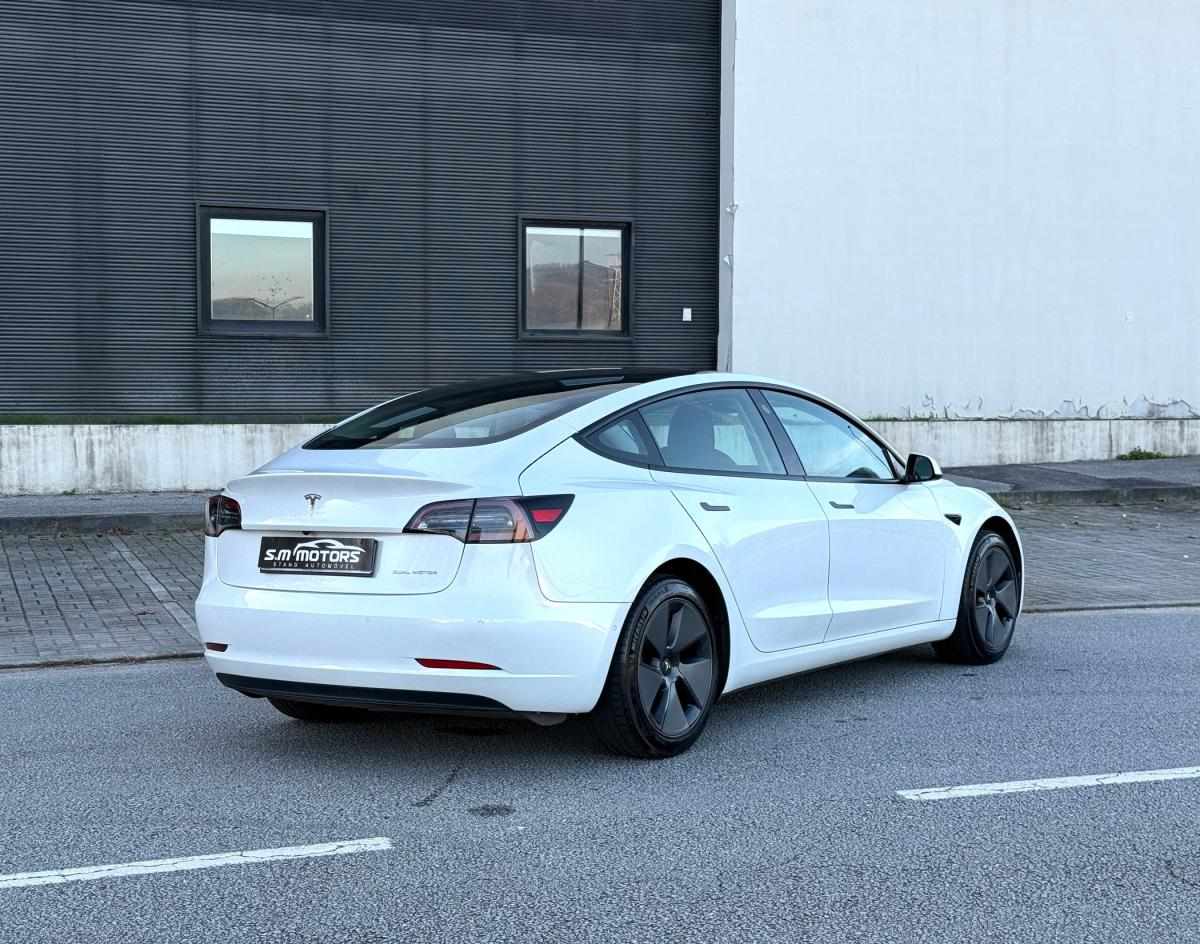 tesla-model-3-2021-eletrico-500cc