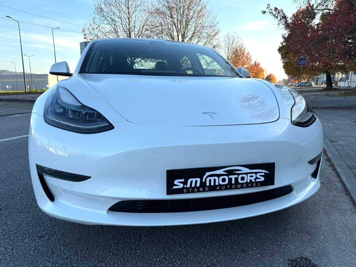 tesla-model-3-2021-eletrico-500cc
