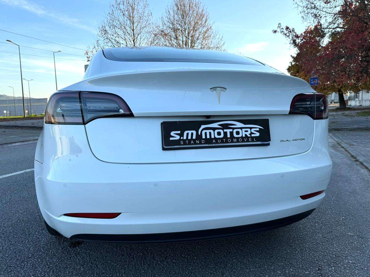 tesla-model-3-2021-eletrico-500cc