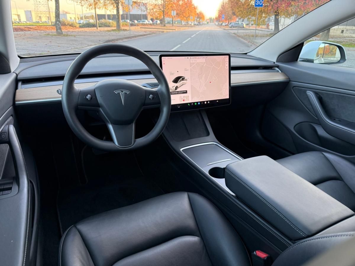 tesla-model-3-2021-eletrico-500cc