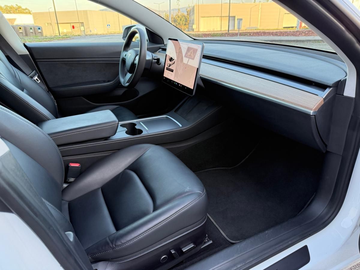 tesla-model-3-2021-eletrico-500cc