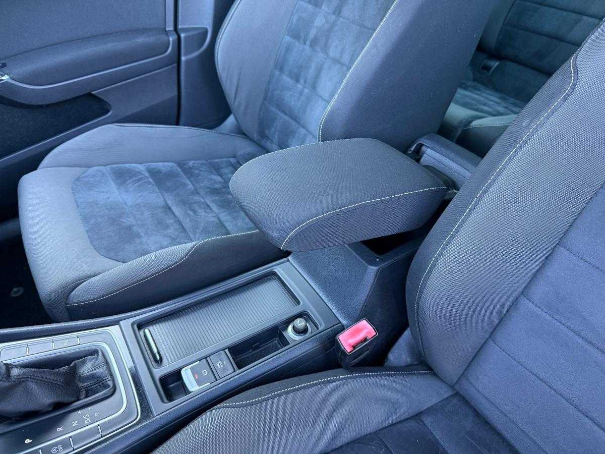 volkswagen-golf-variant-2014-diesel-1598cc