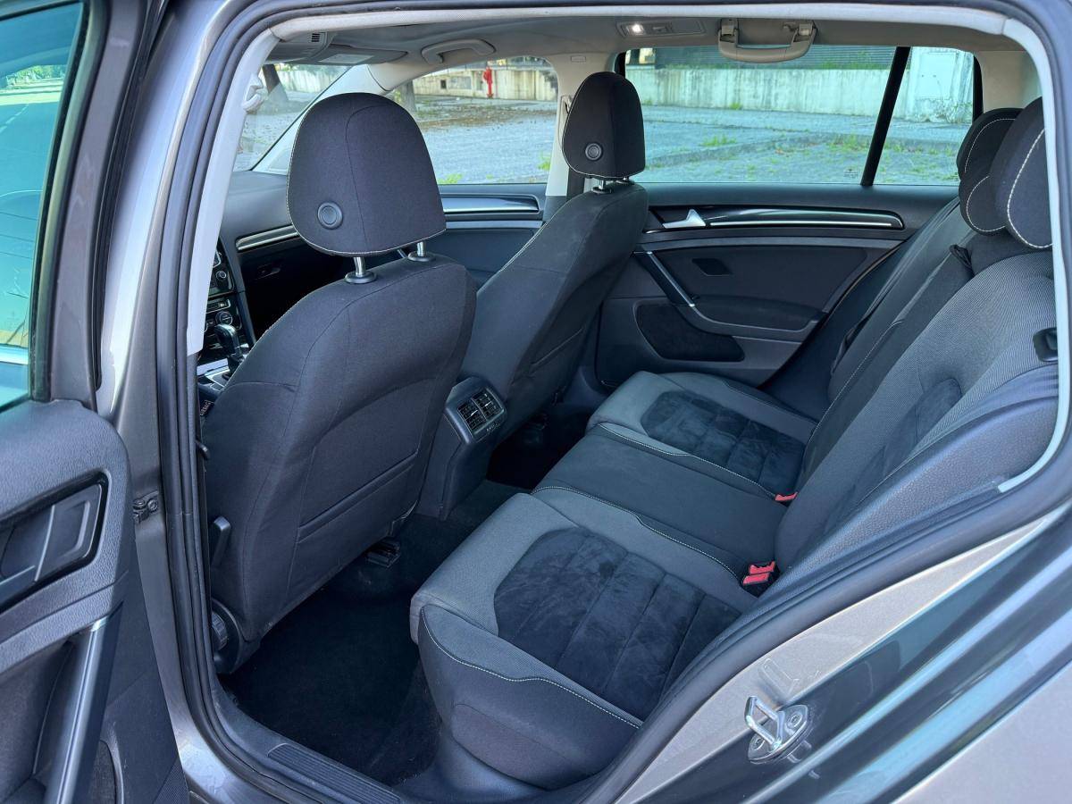 volkswagen-golf-variant-2014-diesel-1598cc