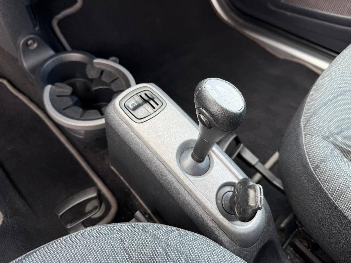 smart-fortwo-2011-diesel-799cc