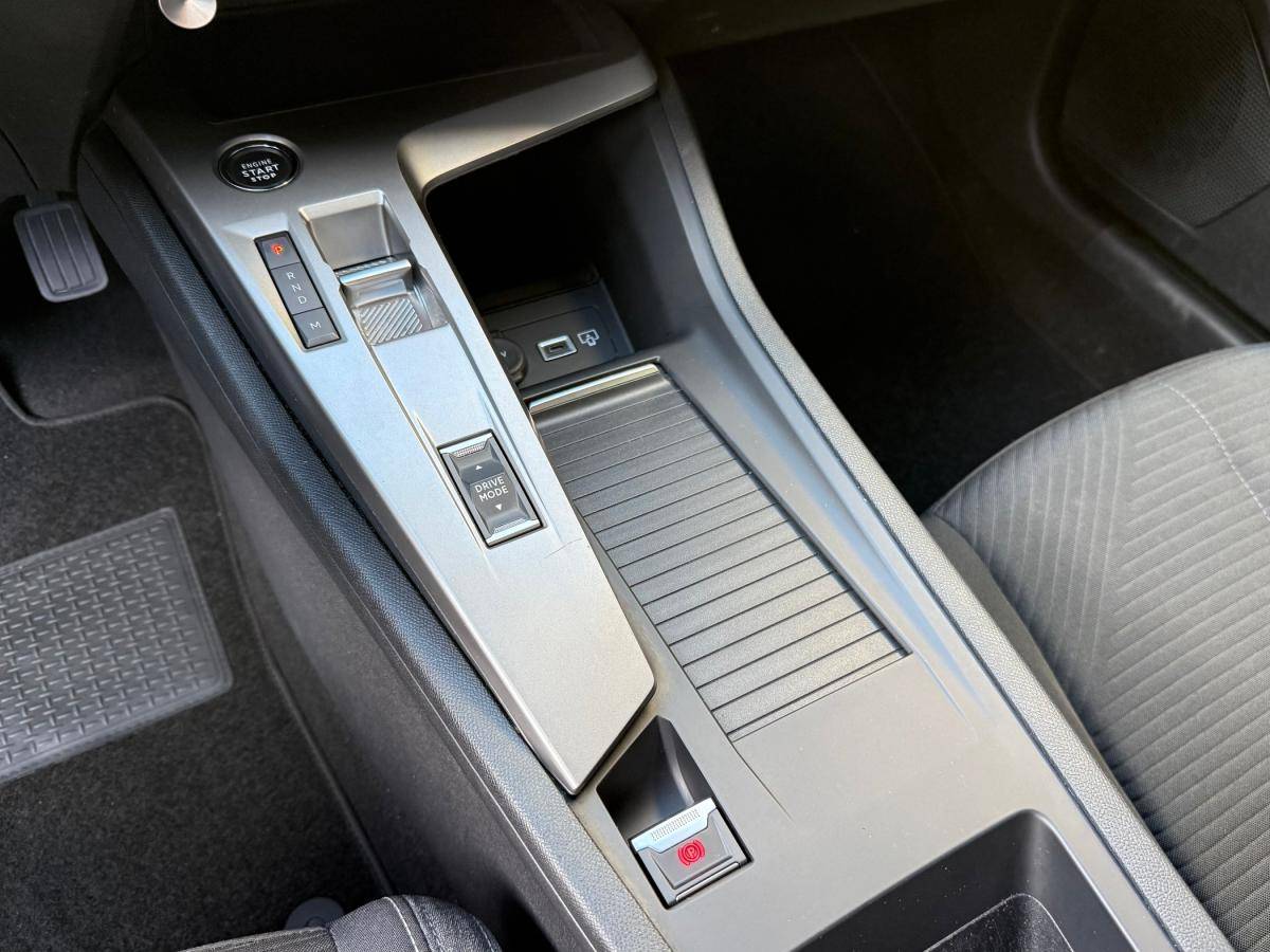 peugeot-308-sw-2024-diesel-1499cc