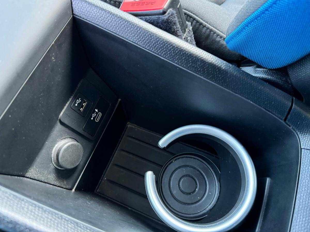bmw-i3-2020-eletrico-500cc