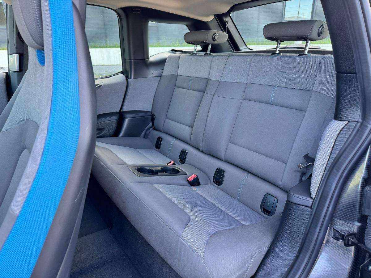 bmw-i3-2020-eletrico-500cc