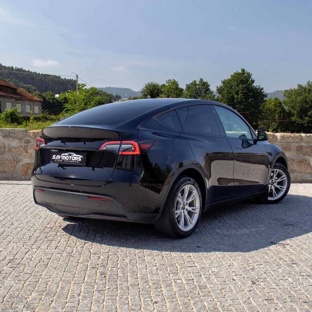 tesla-model-y-2022-eletrico-500cc