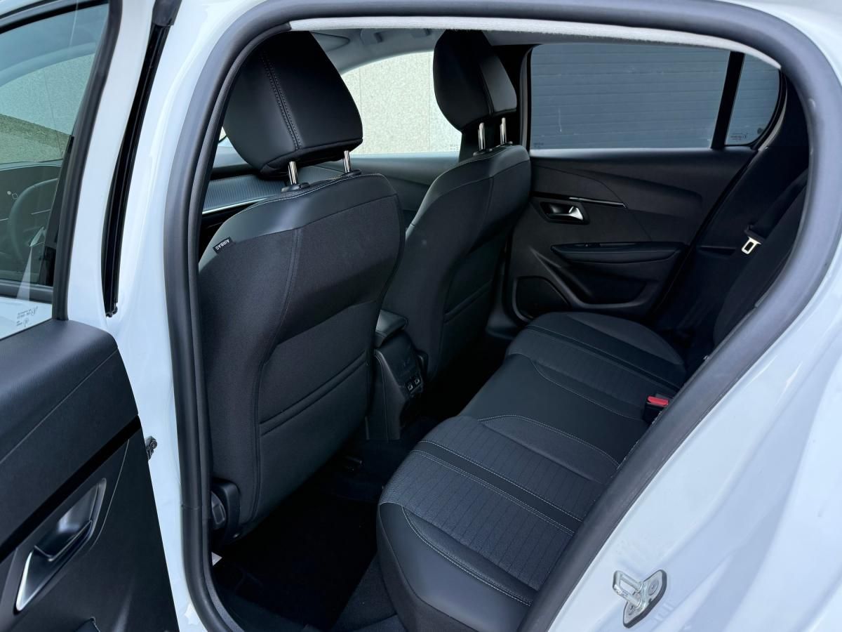 peugeot-208-2022-diesel-1499cc