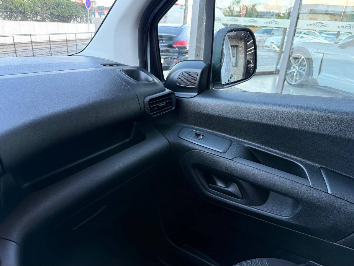 opel-combo-2024-diesel-1499cc
