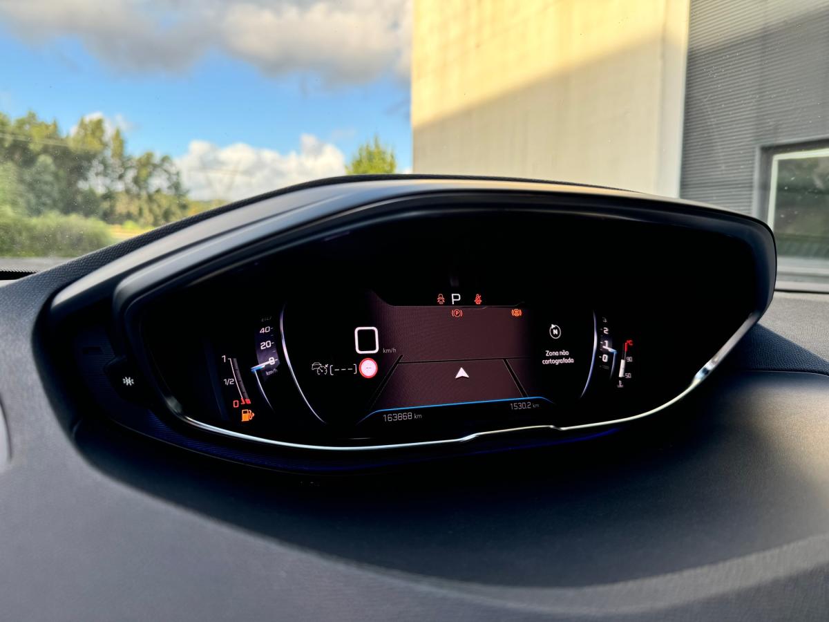 peugeot-3008-2020-diesel-1499cc