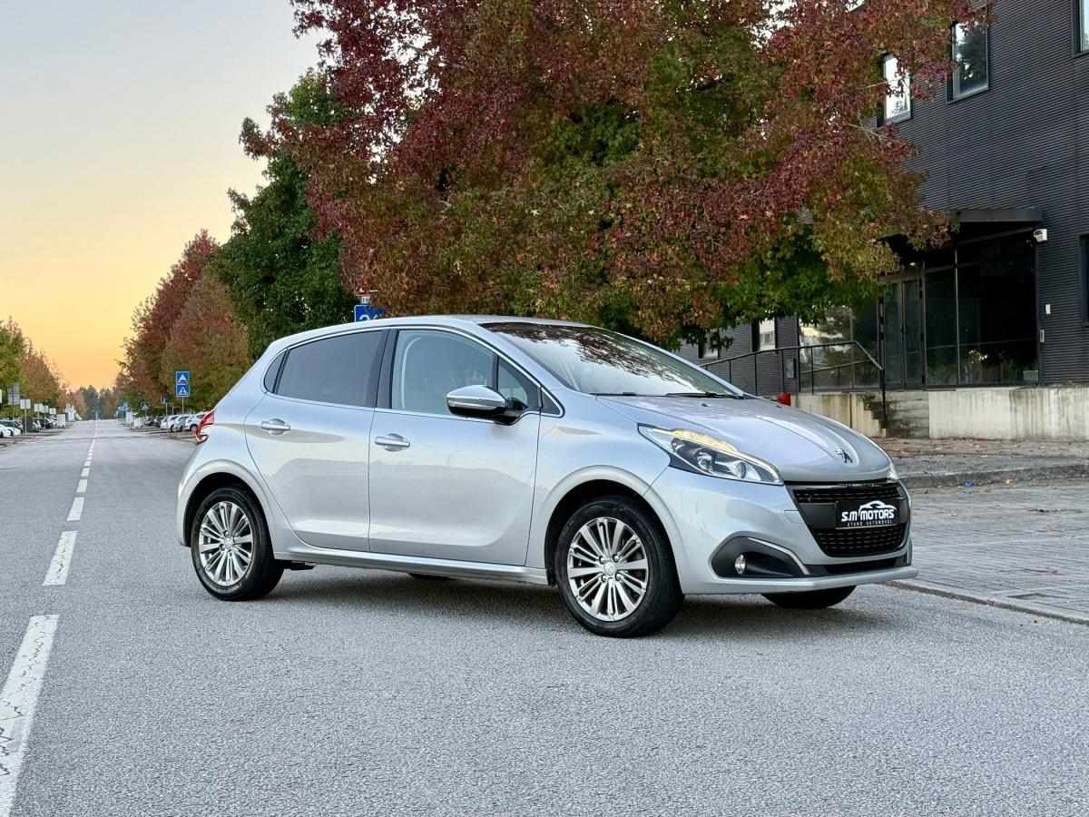 peugeot-208-2016-gasolina-1199cc