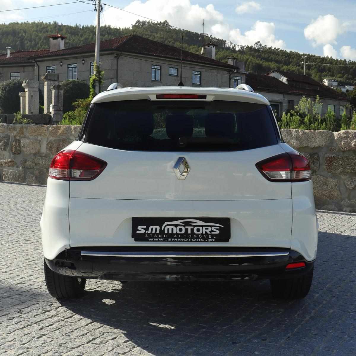 renault-clio-sport-tourer-2014-diesel-1461cc