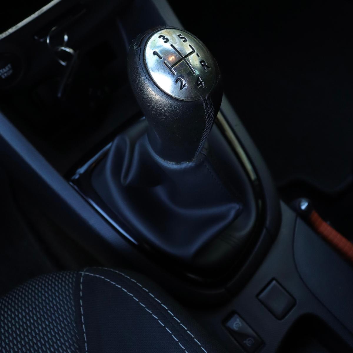 renault-clio-sport-tourer-2014-diesel-1461cc