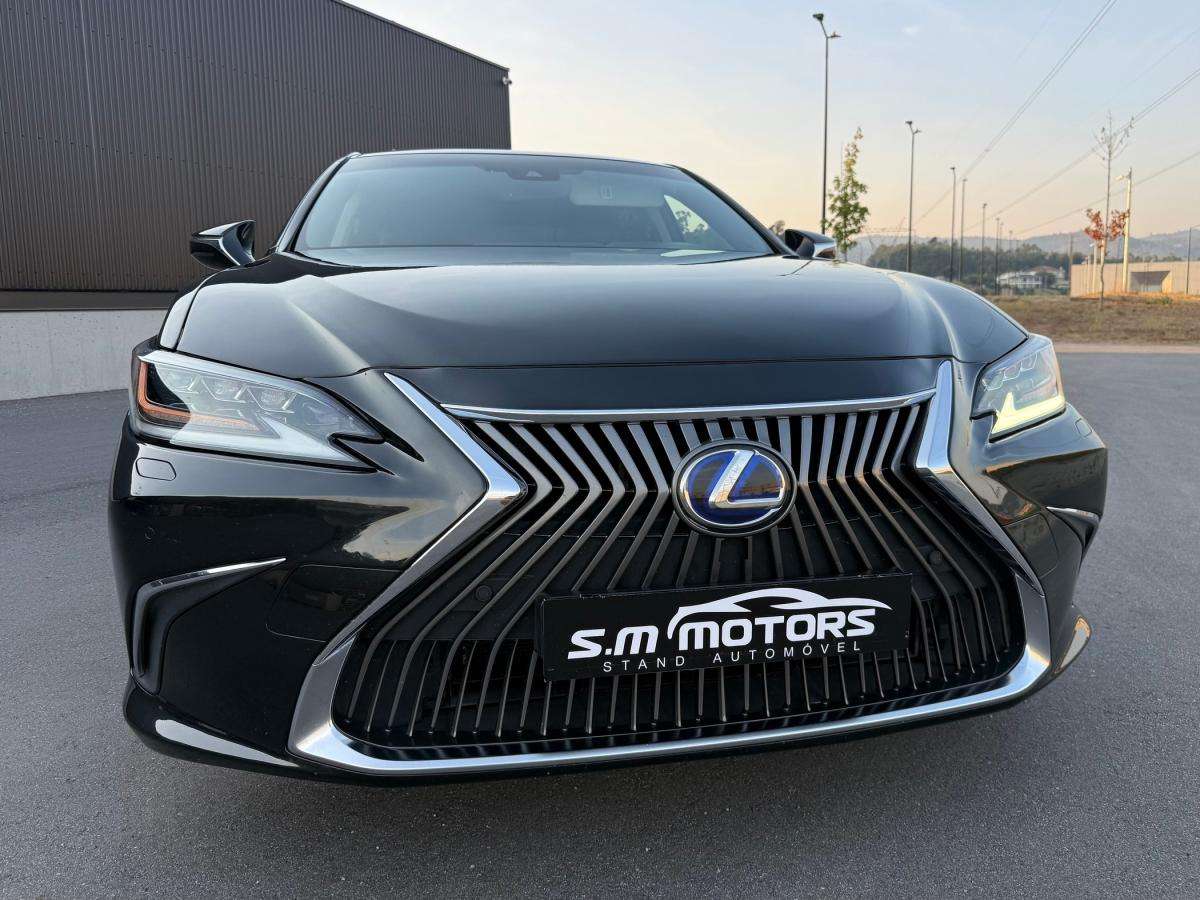 lexus-es-2019-hibrido-a-gasolina-2487cc