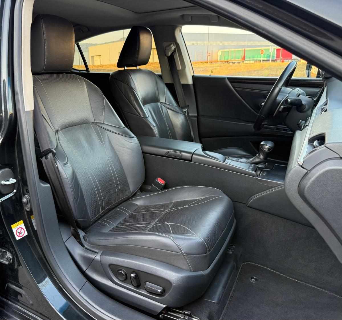 lexus-es-2019-hibrido-a-gasolina-2487cc
