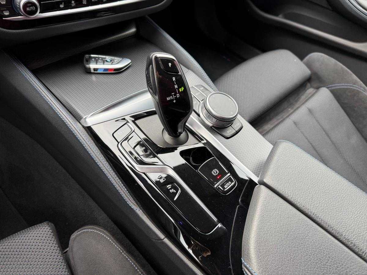 bmw-serie-5-2021-hibrido-a-gasolina-1998cc