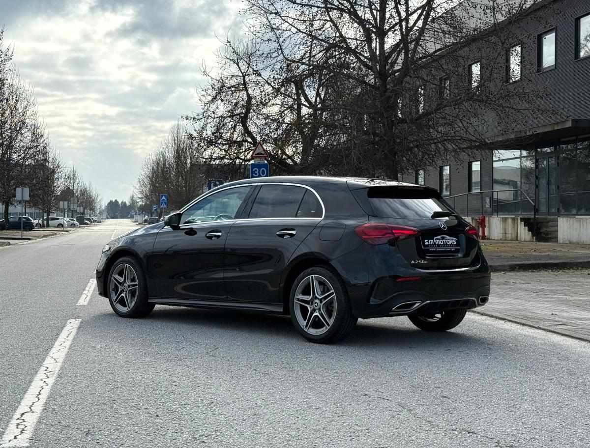 mercedes-benz-classe-a-2023-hibrido-a-gasolina-1332cc