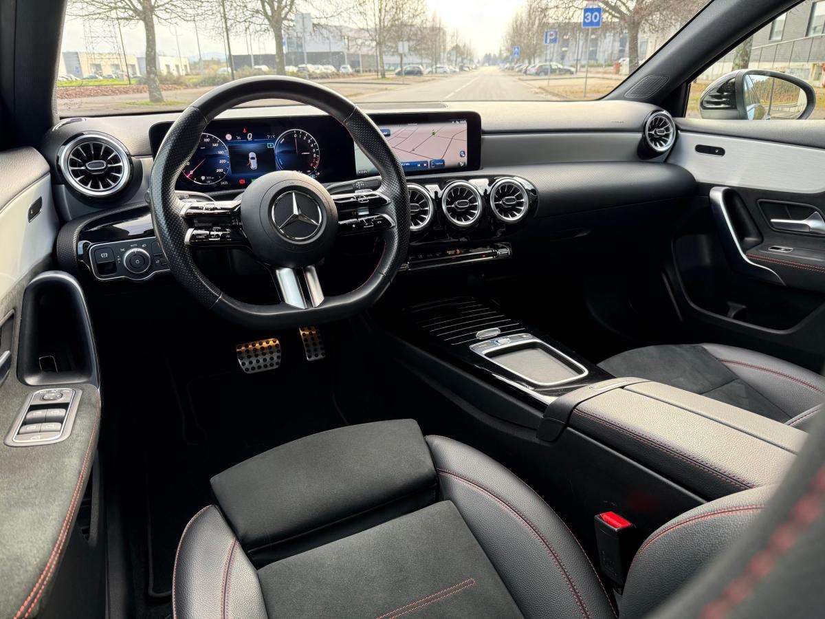 mercedes-benz-classe-a-2023-hibrido-a-gasolina-1332cc