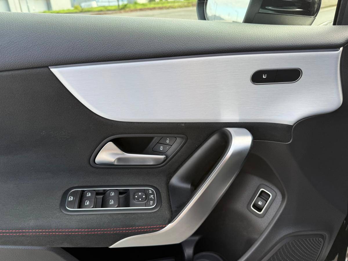 mercedes-benz-classe-a-2023-hibrido-a-gasolina-1332cc