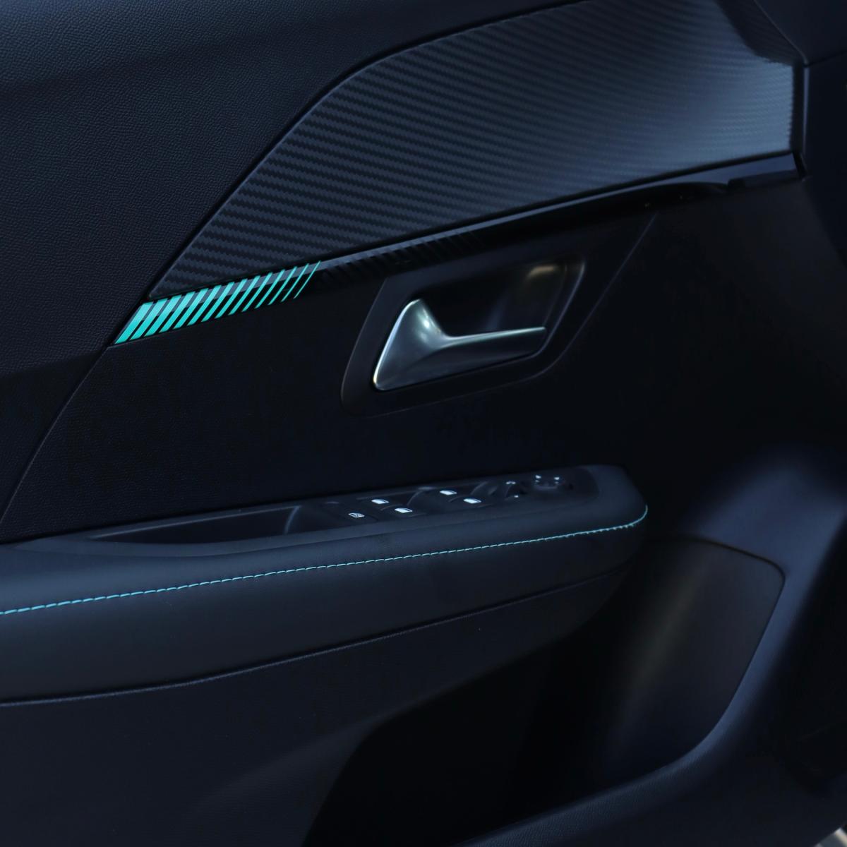 peugeot-208-2023-gasolina-1199cc