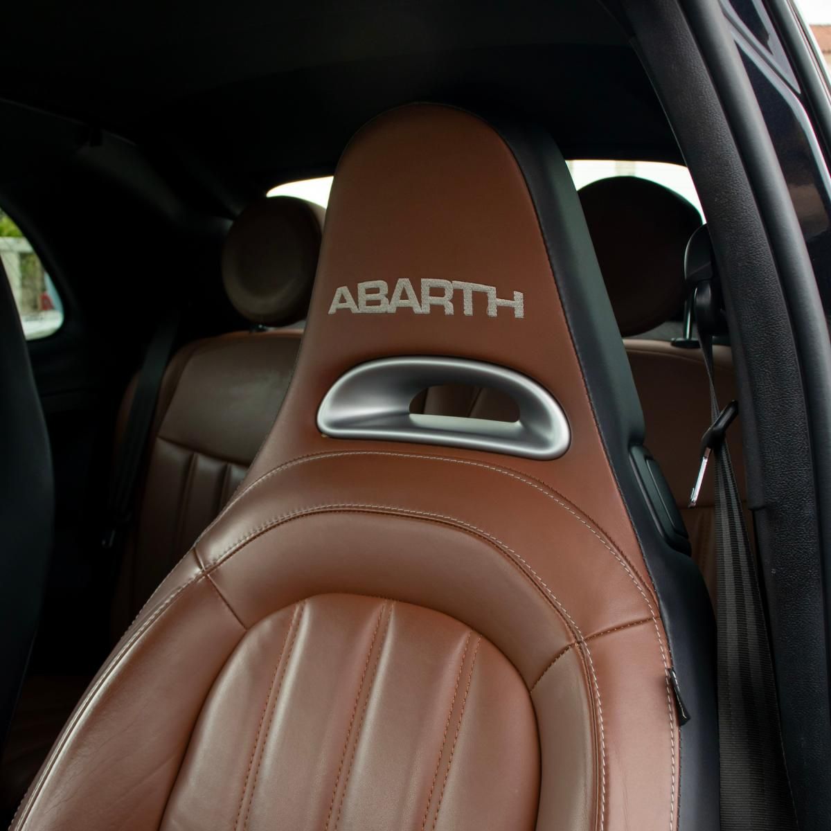abarth-595c-2018-gasolina-1368cc