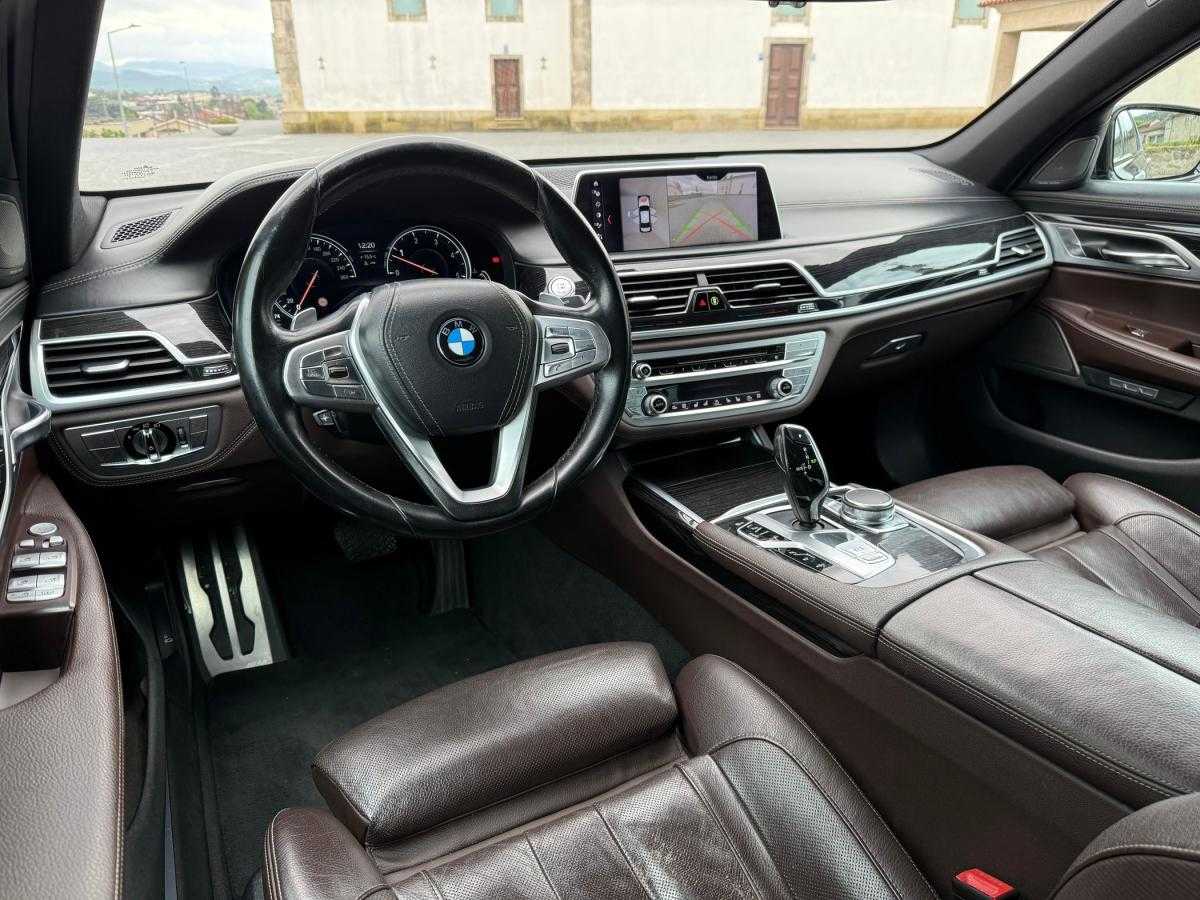 bmw-serie-7-2017-diesel-2993cc