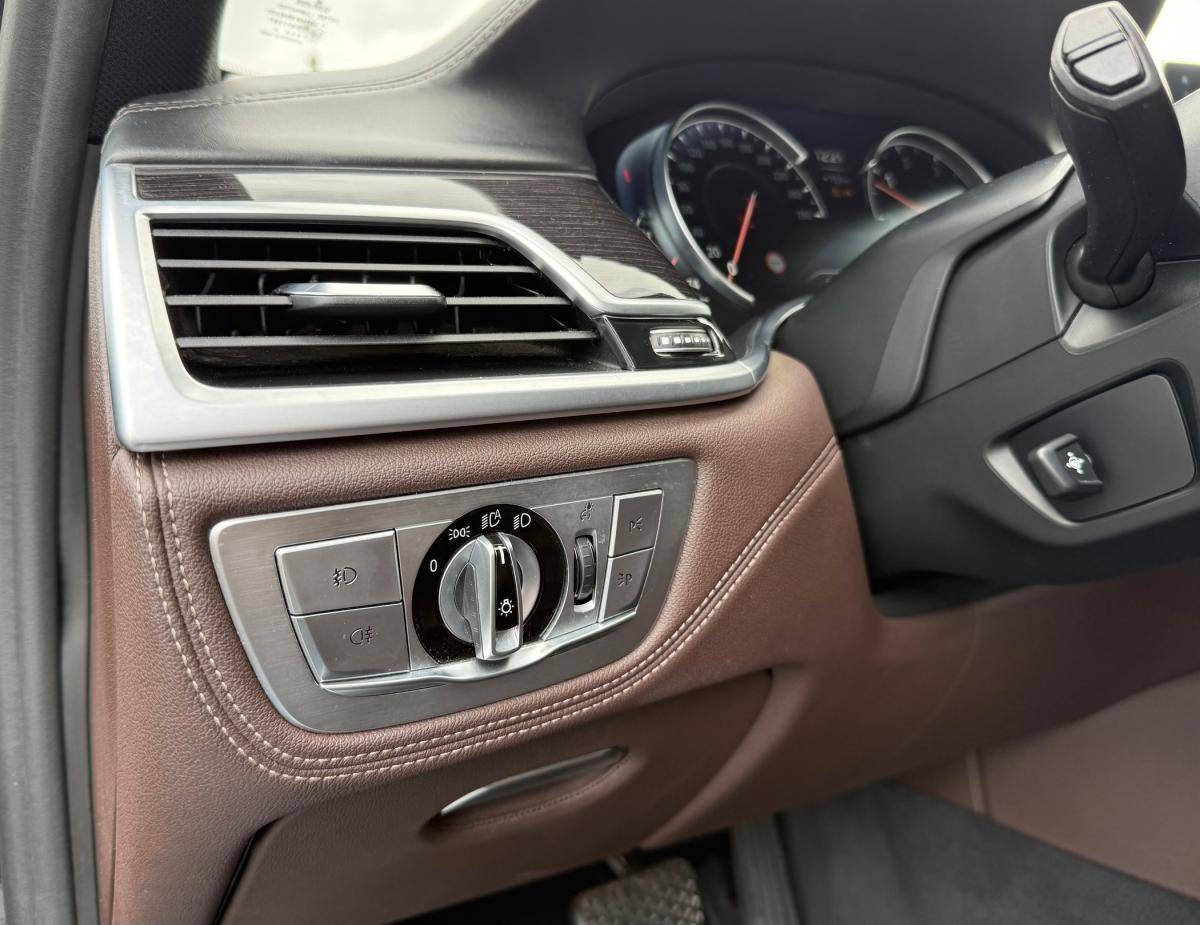 bmw-serie-7-2017-diesel-2993cc