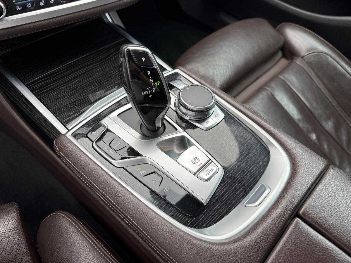 bmw-serie-7-2017-diesel-2993cc