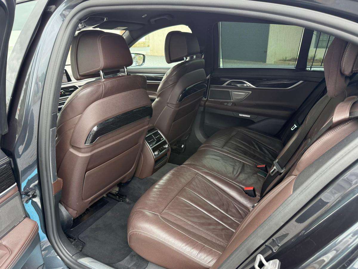 bmw-serie-7-2017-diesel-2993cc