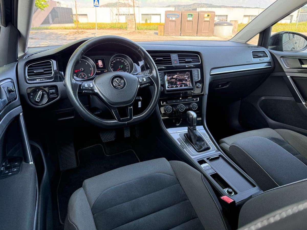 volkswagen-golf-2015-diesel-1598cc