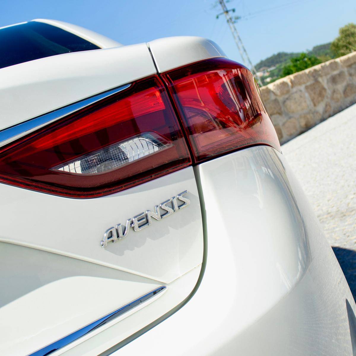 toyota-avensis-2015-diesel-1995cc