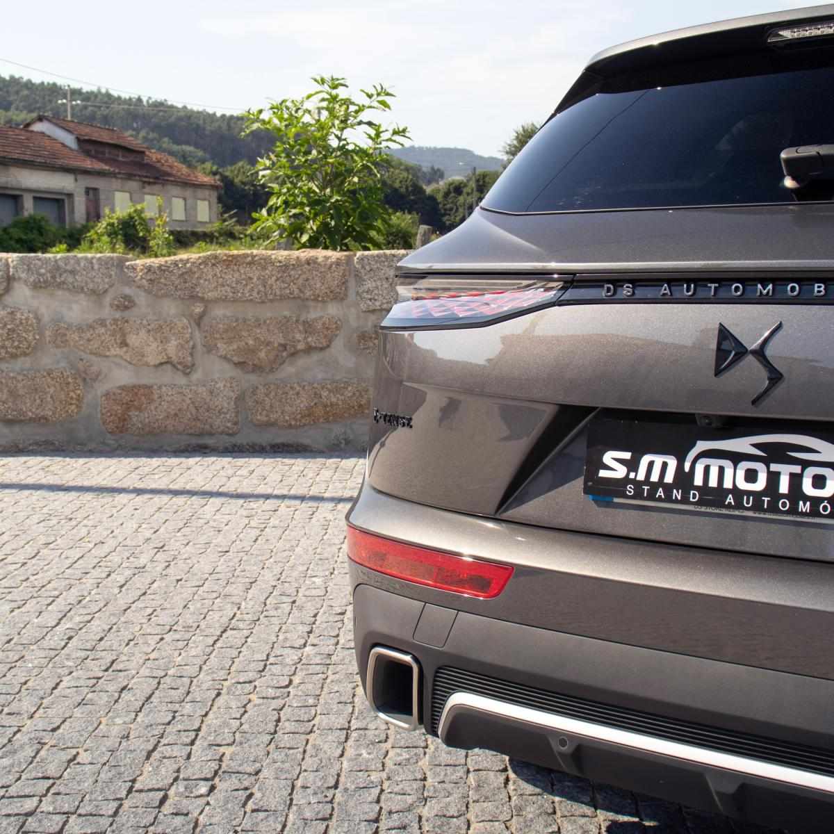 ds-ds-7-crossback-2023-hibrido-a-gasolina-1598cc