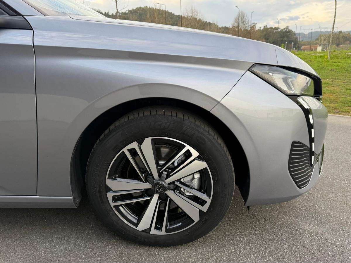 peugeot-308-sw-2022-diesel-1499cc