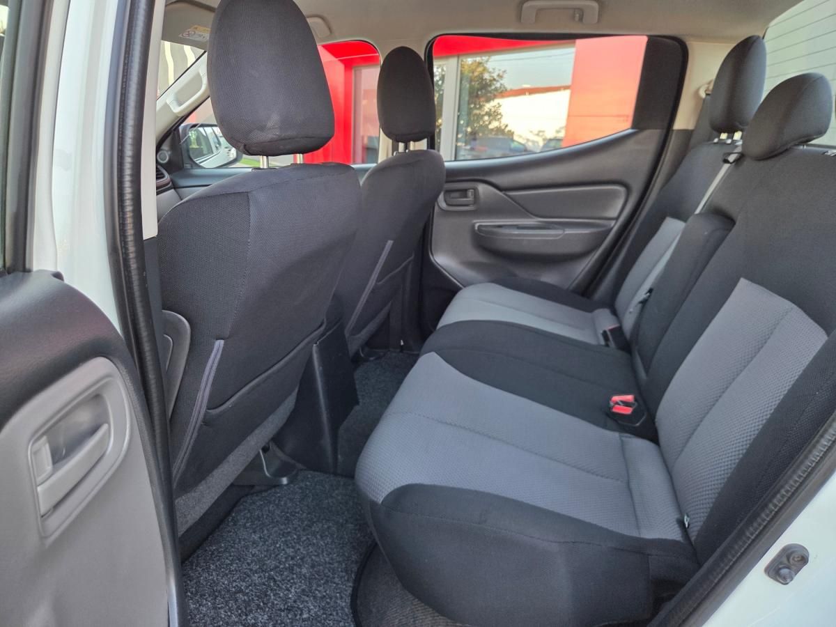 mitsubishi-l200-2018-diesel-2442cc