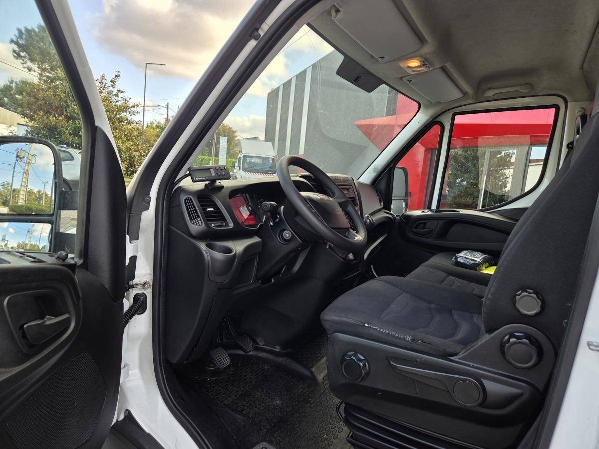 iveco-daily-2018-diesel-2998cc