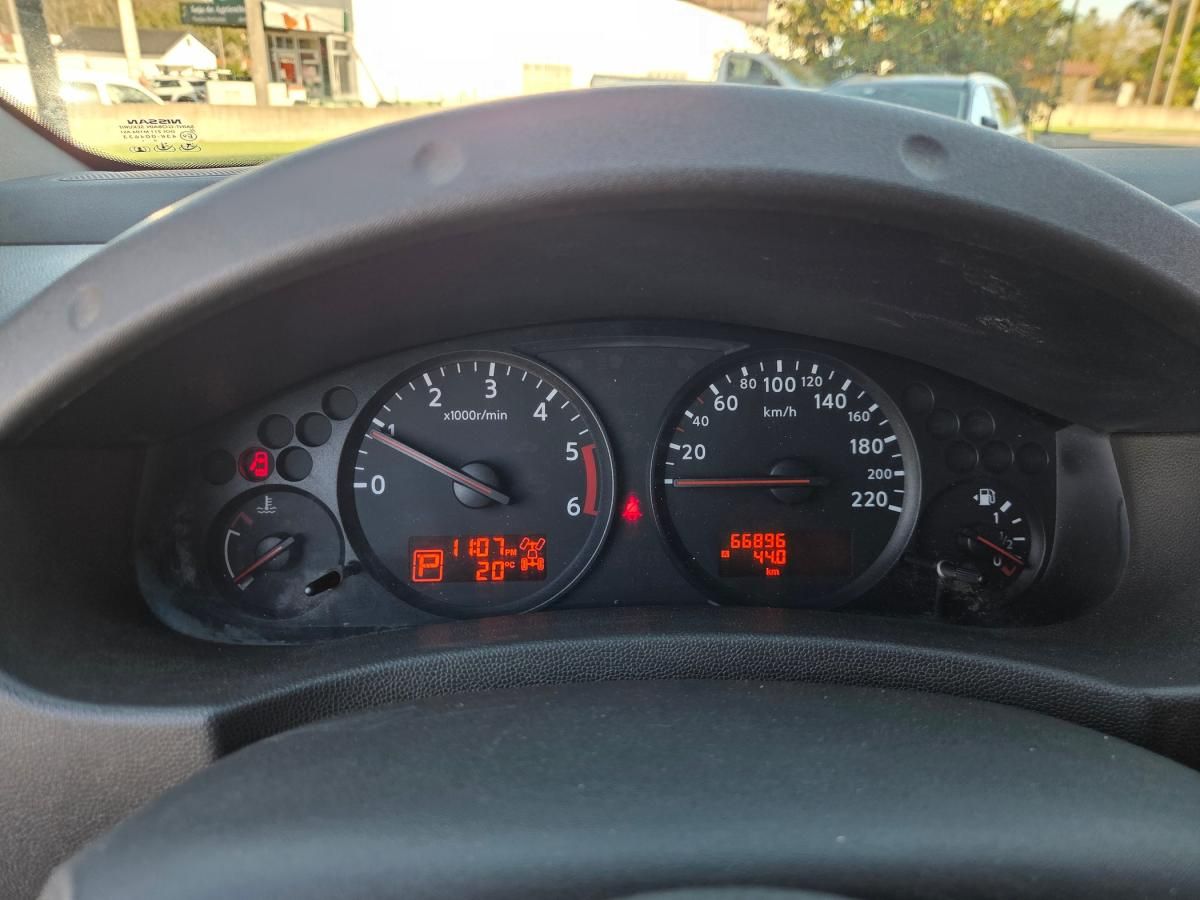 nissan-navara-2015-diesel-2488cc